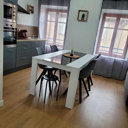 Charmant T3 Avec Terrasse Carcassone Exterior photo